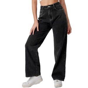 GOGO CARPENTER JEANS! Super cute